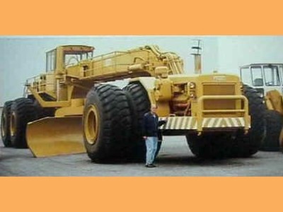 Acco Grader 1980 года постройки - самый большой в мире